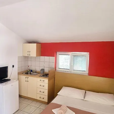 Mateo - - Red Vodice